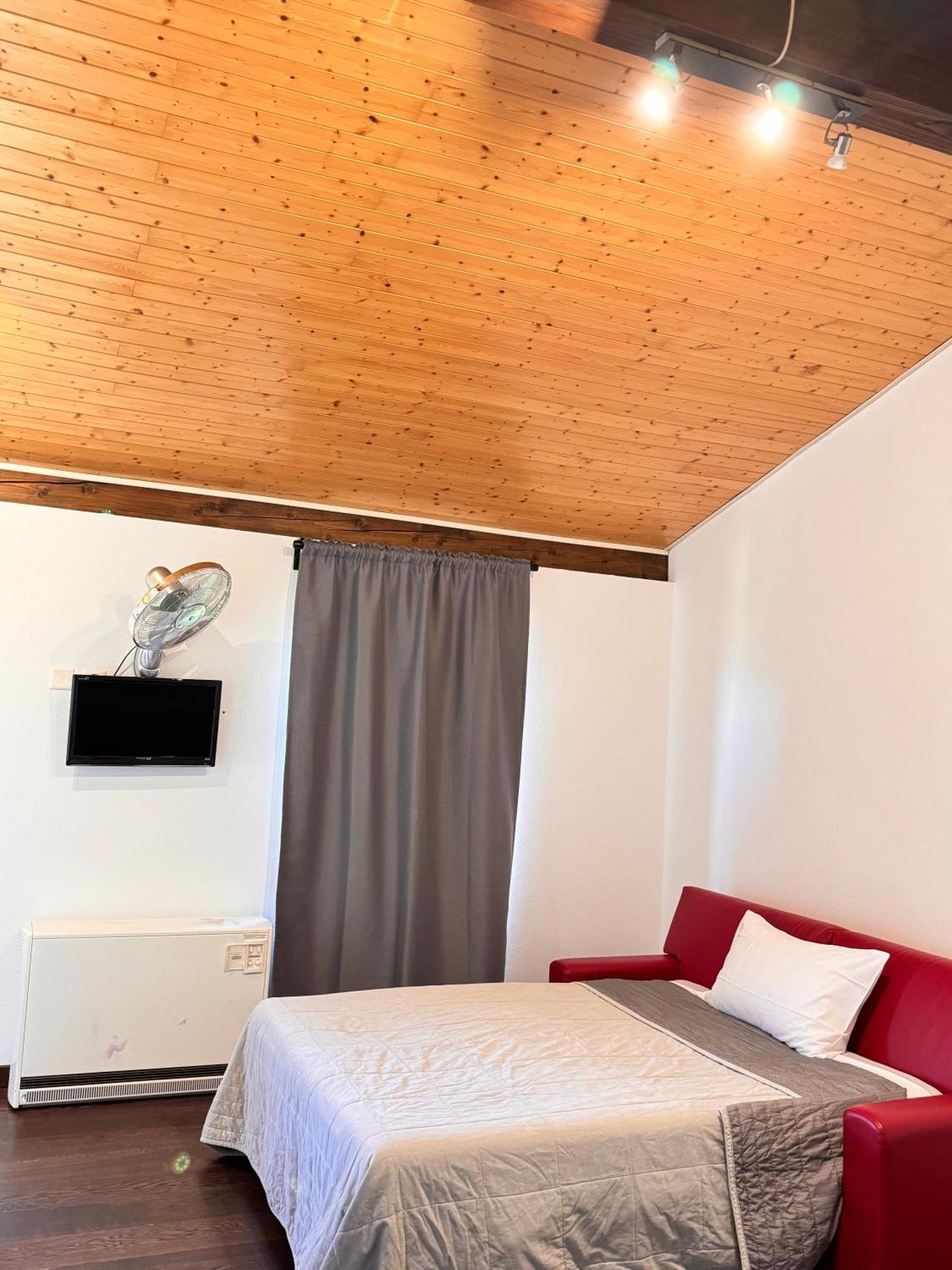 Viva Bacco Bed & Breakfast Gambarogno Exterior photo